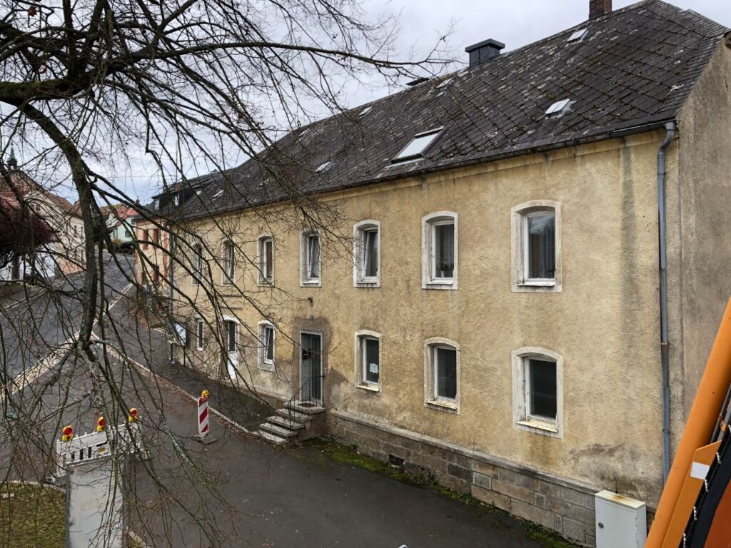 Schönauerhaus Hohenberg: Außenansicht vor Sanierung